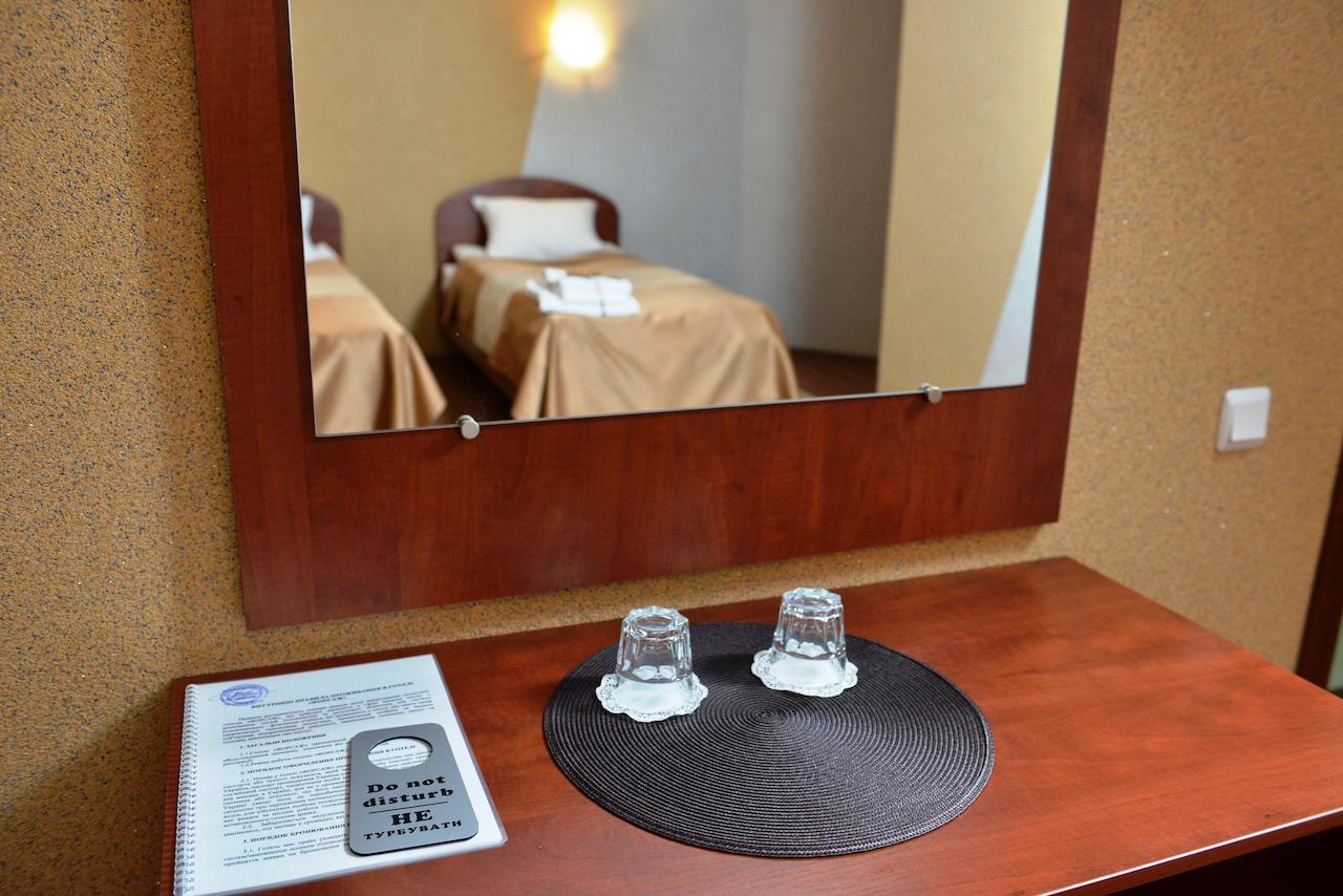 Forsage Hotel Rivne Szoba fotó